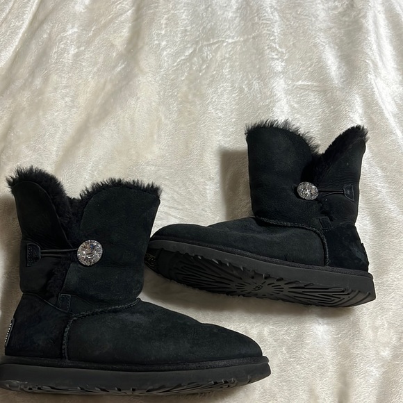 UGG Bailey Button Bling Boot size 8 - Picture 4 of 13